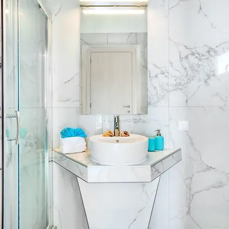 Asterias Premium Апарт-отель 4*